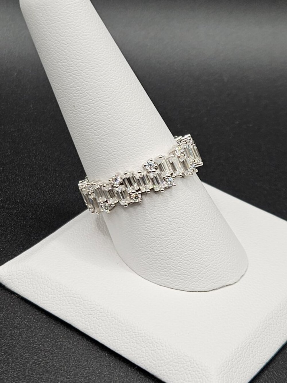 925 Silver Moissanite 5.6ctw Baguette Round Alternating Eternity Band Ring 9 - Picture 3 of 6
